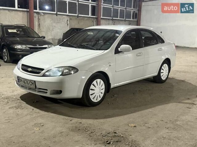 Білий Деу Джентра, об'ємом двигуна 1.49 л та пробігом 200 тис. км за 2999 $, фото 1 на Automoto.ua