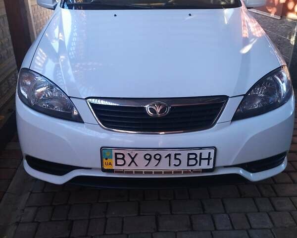 Деу Джентра 2014 у Старокостянтинів на Automoto.ua Білий Деу Джентра, об'ємом двигуна 1.49 л та пробігом 288 тис. км за 4250 $, фото 1 на Automoto.ua