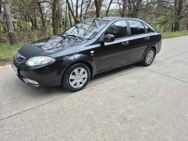 Чорний Деу Джентра, об'ємом двигуна 1.5 л та пробігом 281 тис. км за 3900 $, фото 1 на Automoto.ua