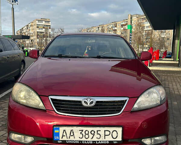 Красный Дэу Джентра, объемом двигателя 1.5 л и пробегом 192 тыс. км за 5000 $, фото 1 на Automoto.ua