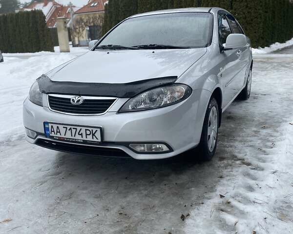 Сірий Деу Джентра, об'ємом двигуна 1.49 л та пробігом 209 тис. км за 4700 $, фото 1 на Automoto.ua