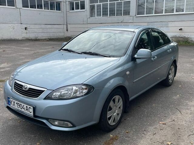 Сірий Деу Джентра, об'ємом двигуна 1.49 л та пробігом 64 тис. км за 6000 $, фото 1 на Automoto.ua
