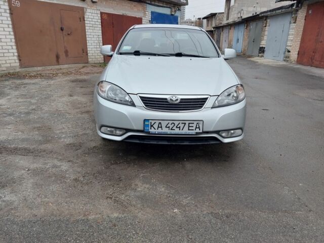 Сірий Деу Джентра, об'ємом двигуна 1.5 л та пробігом 99 тис. км за 5000 $, фото 1 на Automoto.ua