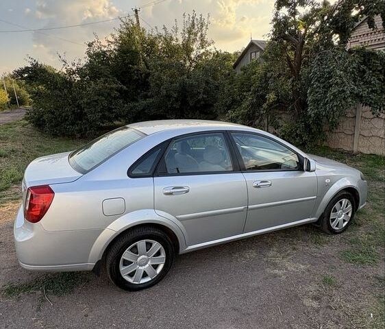 Сірий Деу Джентра, об'ємом двигуна 1.5 л та пробігом 147 тис. км за 5600 $, фото 1 на Automoto.ua