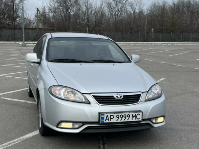 Сірий Деу Джентра, об'ємом двигуна 1.5 л та пробігом 66 тис. км за 6600 $, фото 1 на Automoto.ua