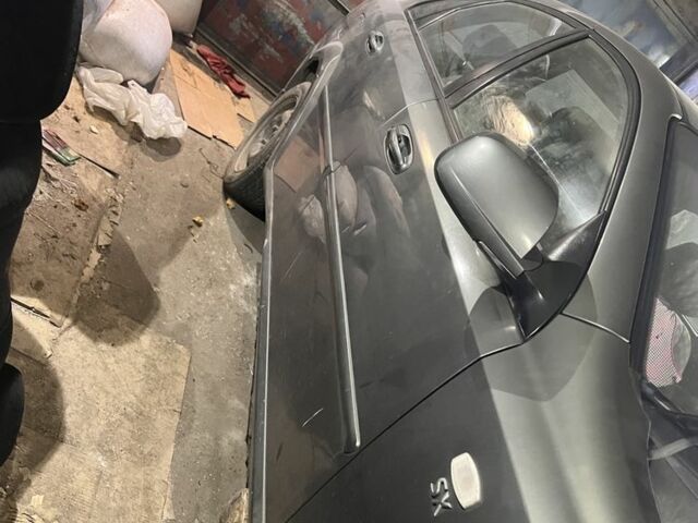 Серый Дэу Джентра, объемом двигателя 1.5 л и пробегом 3 тыс. км за 3500 $, фото 1 на Automoto.ua