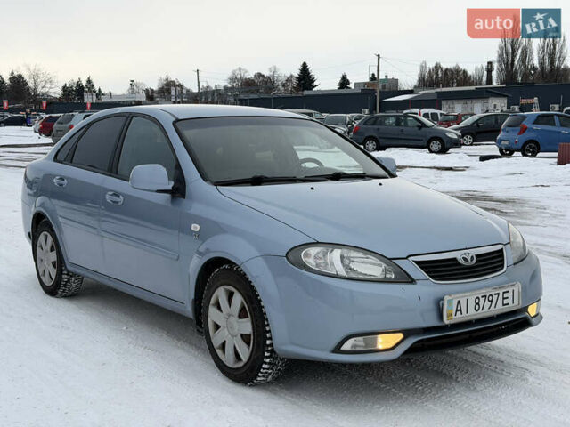Синий Дэу Джентра, объемом двигателя 1.5 л и пробегом 215 тыс. км за 3999 $, фото 1 на Automoto.ua