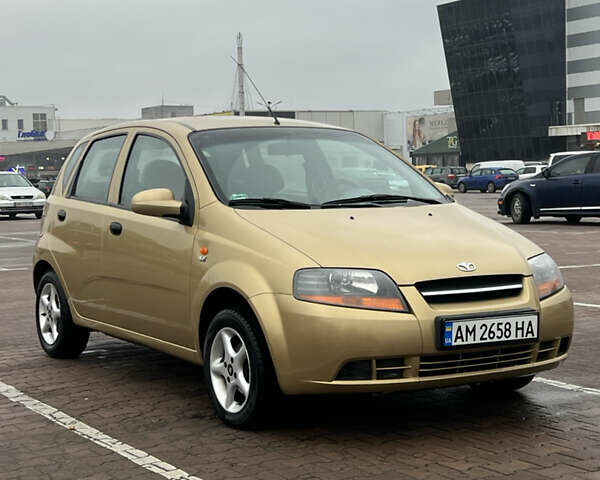 Жовтий Деу Калос, об'ємом двигуна 1.2 л та пробігом 157 тис. км за 2700 $, фото 1 на Automoto.ua