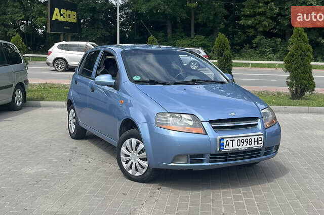 Синий Дэу Калос, объемом двигателя 1.4 л и пробегом 160 тыс. км за 3500 $, фото 1 на Automoto.ua