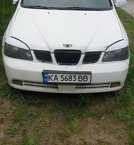 Белый Дэу Лачетти, объемом двигателя 1.5 л и пробегом 230 тыс. км за 1150 $, фото 1 на Automoto.ua