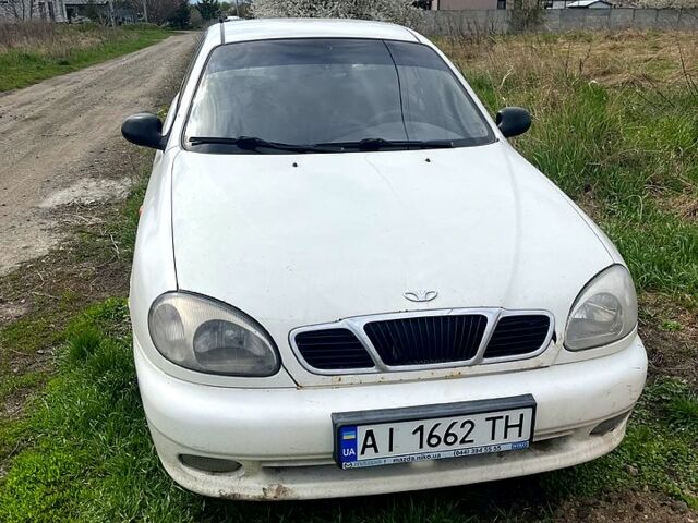 Белый Дэу Ланос, объемом двигателя 1.5 л и пробегом 280 тыс. км за 1999 $, фото 1 на Automoto.ua