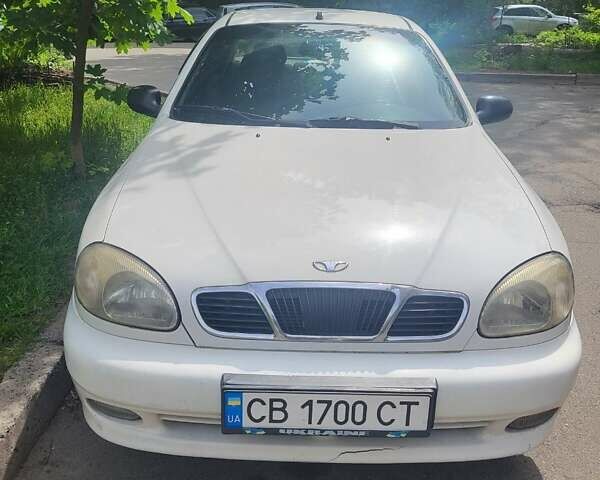 Белый Дэу Ланос, объемом двигателя 1.5 л и пробегом 227 тыс. км за 2500 $, фото 1 на Automoto.ua