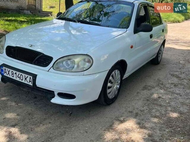 Белый Дэу Ланос, объемом двигателя 1.6 л и пробегом 204 тыс. км за 1600 $, фото 1 на Automoto.ua