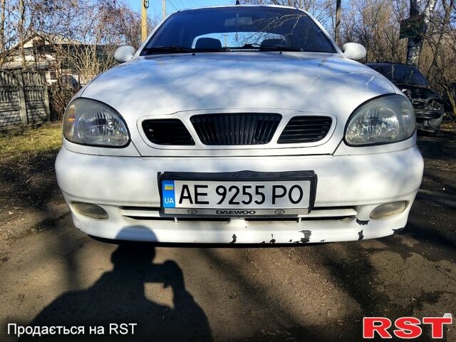 Белый Дэу Ланос, объемом двигателя 1.5 л и пробегом 245 тыс. км за 2500 $, фото 1 на Automoto.ua
