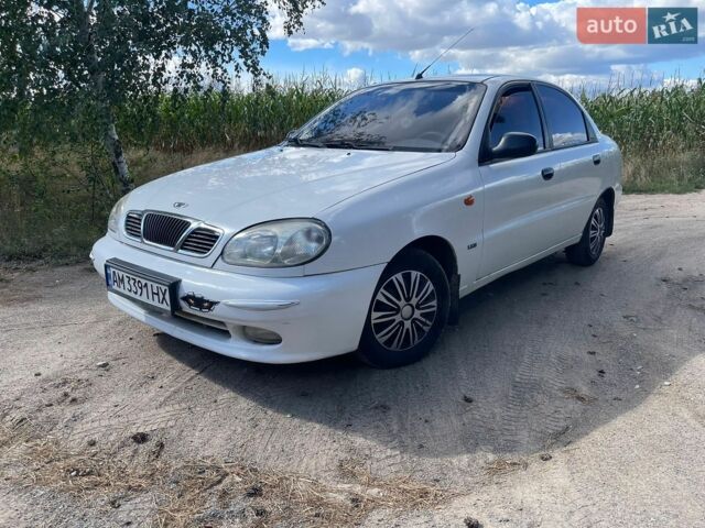 Белый Дэу Ланос, объемом двигателя 1.3 л и пробегом 226 тыс. км за 1500 $, фото 1 на Automoto.ua