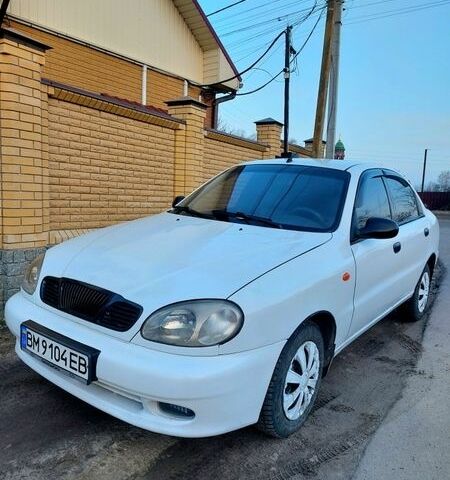 Белый Дэу Ланос, объемом двигателя 1.5 л и пробегом 120 тыс. км за 2500 $, фото 1 на Automoto.ua