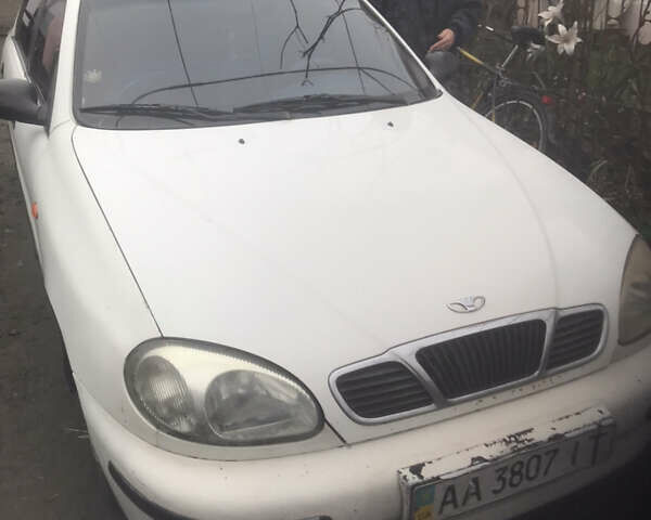 Белый Дэу Ланос, объемом двигателя 1.5 л и пробегом 353 тыс. км за 2200 $, фото 1 на Automoto.ua