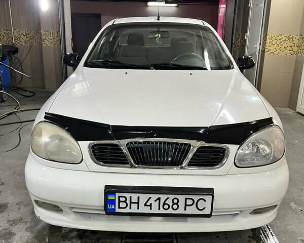 Белый Дэу Ланос, объемом двигателя 1.5 л и пробегом 210 тыс. км за 1799 $, фото 1 на Automoto.ua