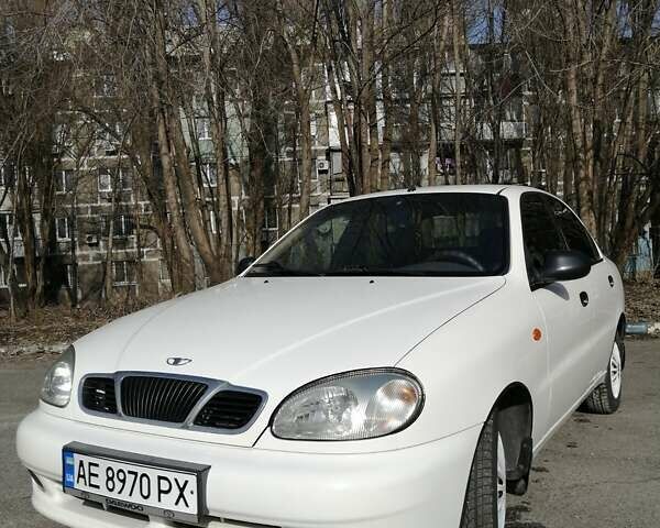 Белый Дэу Ланос, объемом двигателя 1.5 л и пробегом 189 тыс. км за 2900 $, фото 1 на Automoto.ua
