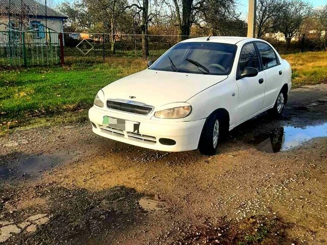 Белый Дэу Ланос, объемом двигателя 1.5 л и пробегом 0 тыс. км за 1600 $, фото 1 на Automoto.ua