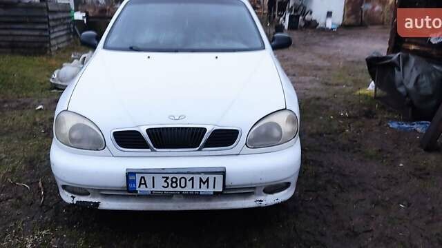 Белый Дэу Ланос, объемом двигателя 1.5 л и пробегом 279 тыс. км за 1900 $, фото 1 на Automoto.ua