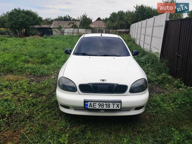 Белый Дэу Ланос, объемом двигателя 1.6 л и пробегом 235 тыс. км за 3000 $, фото 1 на Automoto.ua