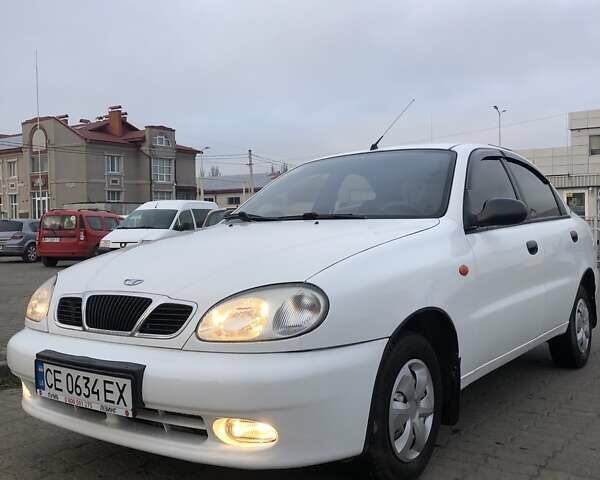 Белый Дэу Ланос, объемом двигателя 1.5 л и пробегом 160 тыс. км за 2200 $, фото 1 на Automoto.ua