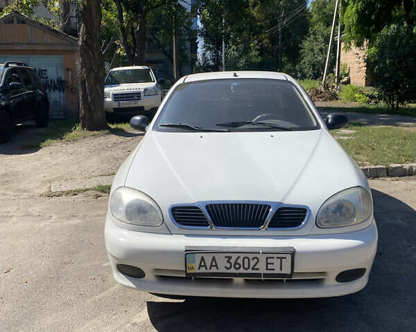 Білий Деу Ланос, об'ємом двигуна 1.5 л та пробігом 300 тис. км за 2600 $, фото 1 на Automoto.ua