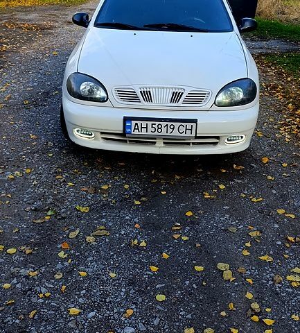 Деу Ланос 2007 у Славянске на Automoto.ua Білий Деу Ланос, об'ємом двигуна 1.5 л та пробігом 370 тис. км за 1500 $, фото 1 на Automoto.ua