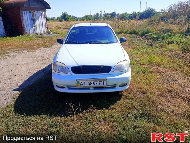 Белый Дэу Ланос, объемом двигателя 1.5 л и пробегом 242 тыс. км за 2500 $, фото 1 на Automoto.ua