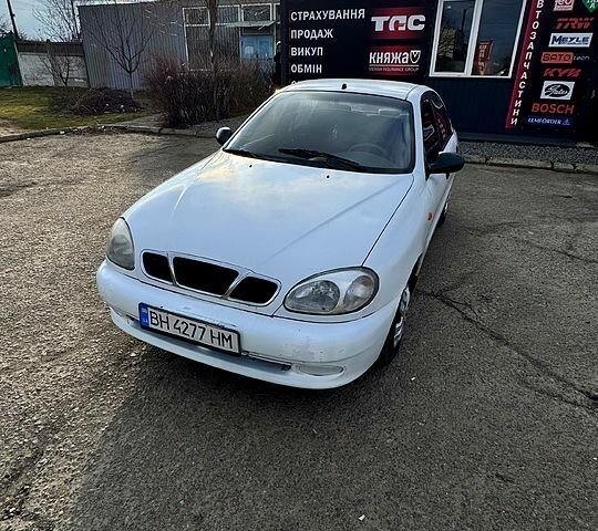 Білий Деу Ланос, об'ємом двигуна 1.5 л та пробігом 247 тис. км за 2099 $, фото 1 на Automoto.ua