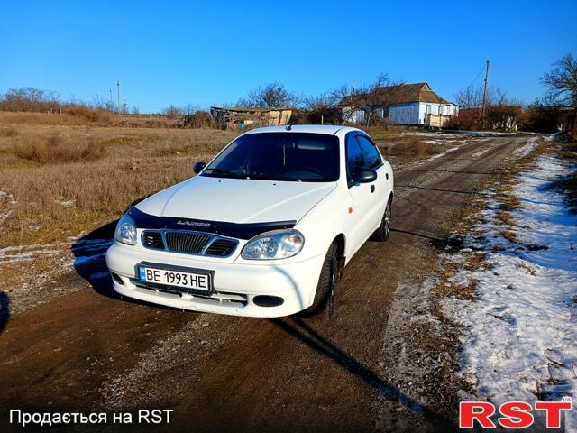 Білий Деу Ланос, об'ємом двигуна 1.3 л та пробігом 1090 тис. км за 2800 $, фото 1 на Automoto.ua