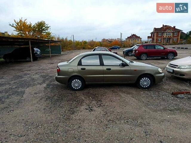 Дэу Ланос 2003 в Запорожье на Automoto.ua Бежевый Дэу Ланос, объемом двигателя 1.5 л и пробегом 223 тыс. км за 2350 $, фото 1 на Automoto.ua