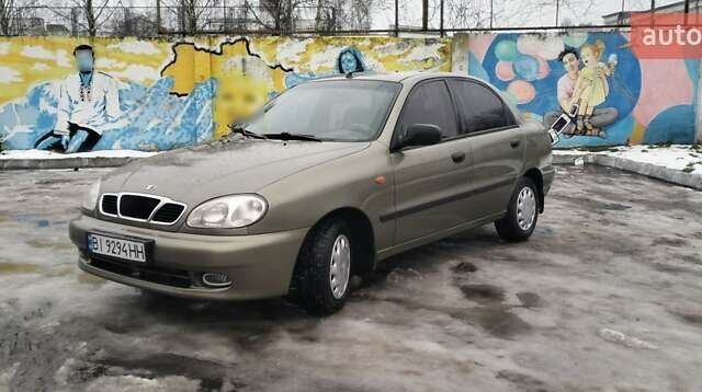 Бежевий Деу Ланос, об'ємом двигуна 1.5 л та пробігом 224 тис. км за 3300 $, фото 1 на Automoto.ua