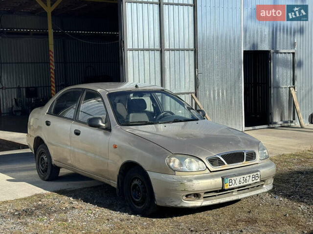 Бежевый Дэу Ланос, объемом двигателя 1.5 л и пробегом 250 тыс. км за 950 $, фото 1 на Automoto.ua