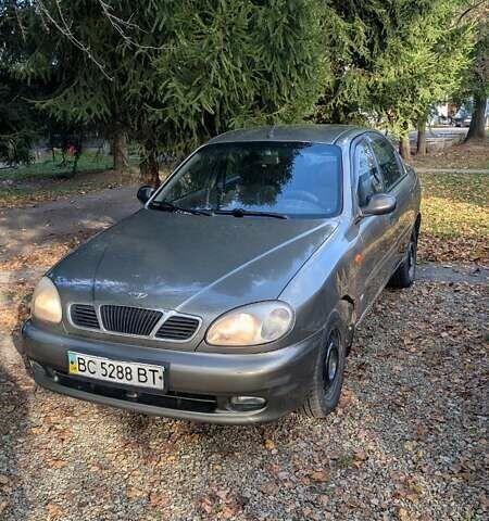 Деу Ланос 2004 у Львові на Automoto.ua Бежевий Деу Ланос, об'ємом двигуна 1.5 л та пробігом 283 тис. км за 2000 $, фото 1 на Automoto.ua
