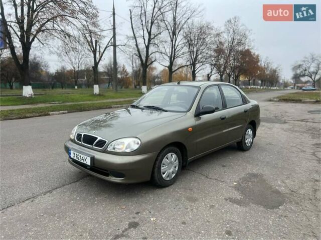 Бежевий Деу Ланос, об'ємом двигуна 1.35 л та пробігом 136 тис. км за 2650 $, фото 1 на Automoto.ua