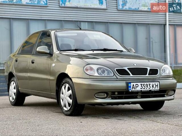 Бежевый Дэу Ланос, объемом двигателя 1.6 л и пробегом 225 тыс. км за 2499 $, фото 1 на Automoto.ua