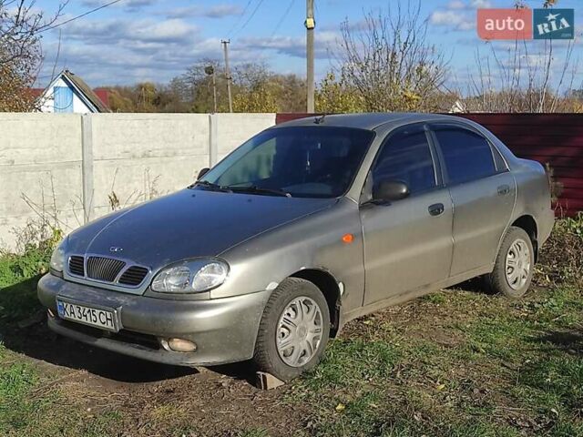 Бежевый Дэу Ланос, объемом двигателя 1.5 л и пробегом 325 тыс. км за 1500 $, фото 1 на Automoto.ua