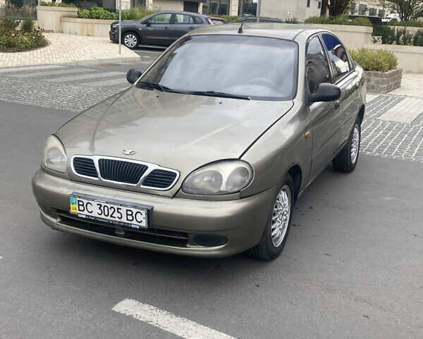 Бежевий Деу Ланос, об'ємом двигуна 0 л та пробігом 200 тис. км за 1600 $, фото 1 на Automoto.ua