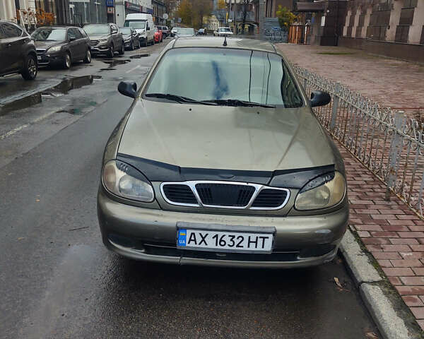 Бежевый Дэу Ланос, объемом двигателя 1.5 л и пробегом 177 тыс. км за 2000 $, фото 1 на Automoto.ua