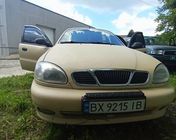 Бежевый Дэу Ланос, объемом двигателя 1.6 л и пробегом 290 тыс. км за 2950 $, фото 1 на Automoto.ua