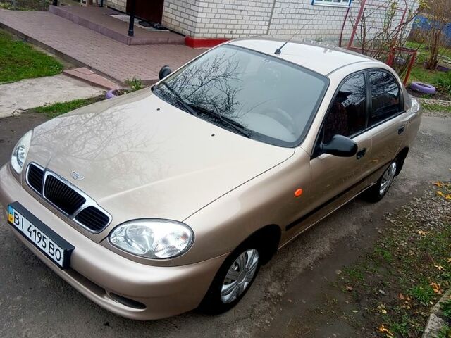 Бежевий Деу Ланос, об'ємом двигуна 1.4 л та пробігом 138 тис. км за 2650 $, фото 1 на Automoto.ua