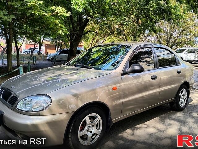 Бежевий Деу Ланос, об'ємом двигуна 1.6 л та пробігом 142 тис. км за 3400 $, фото 1 на Automoto.ua
