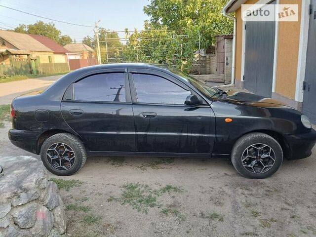 Деу Ланос 2007 у Кропивницькому (Кіровограді) на Automoto.ua Чорний Деу Ланос, об'ємом двигуна 1.6 л та пробігом 330 тис. км за 2500 $, фото 1 на Automoto.ua