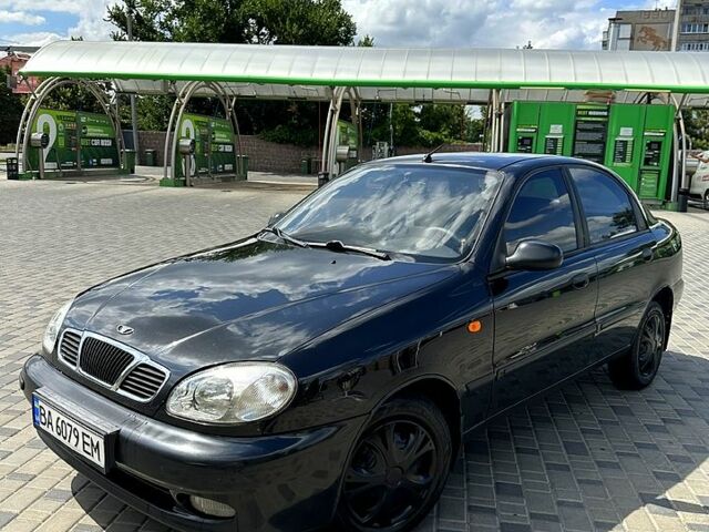 Черный Дэу Ланос, объемом двигателя 1.5 л и пробегом 176 тыс. км за 2899 $, фото 1 на Automoto.ua