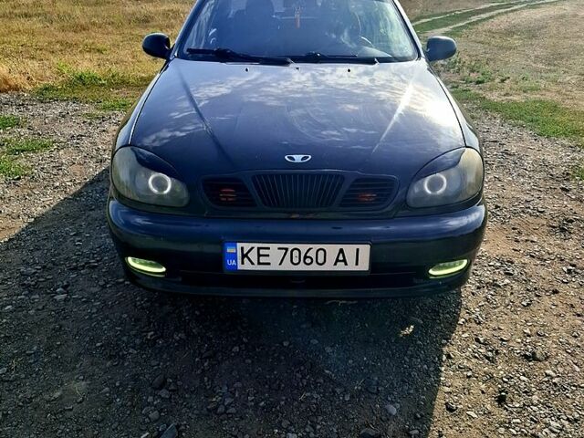 Черный Дэу Ланос, объемом двигателя 1.5 л и пробегом 217 тыс. км за 2800 $, фото 1 на Automoto.ua