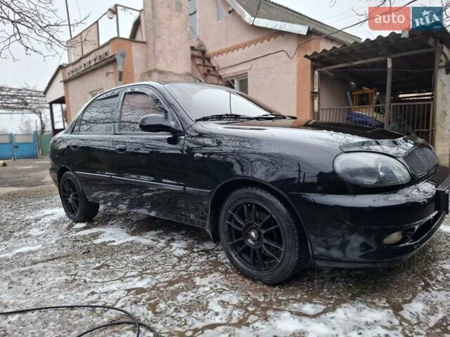 Чорний Деу Ланос, об'ємом двигуна 1.6 л та пробігом 63 тис. км за 4200 $, фото 1 на Automoto.ua
