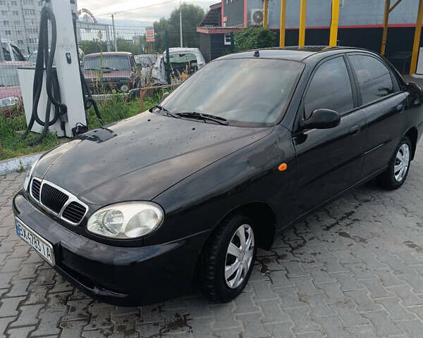Чорний Деу Ланос, об'ємом двигуна 1.5 л та пробігом 271 тис. км за 2000 $, фото 1 на Automoto.ua
