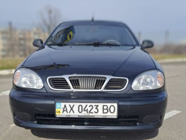 Чорний Деу Ланос, об'ємом двигуна 1.5 л та пробігом 172 тис. км за 3800 $, фото 1 на Automoto.ua